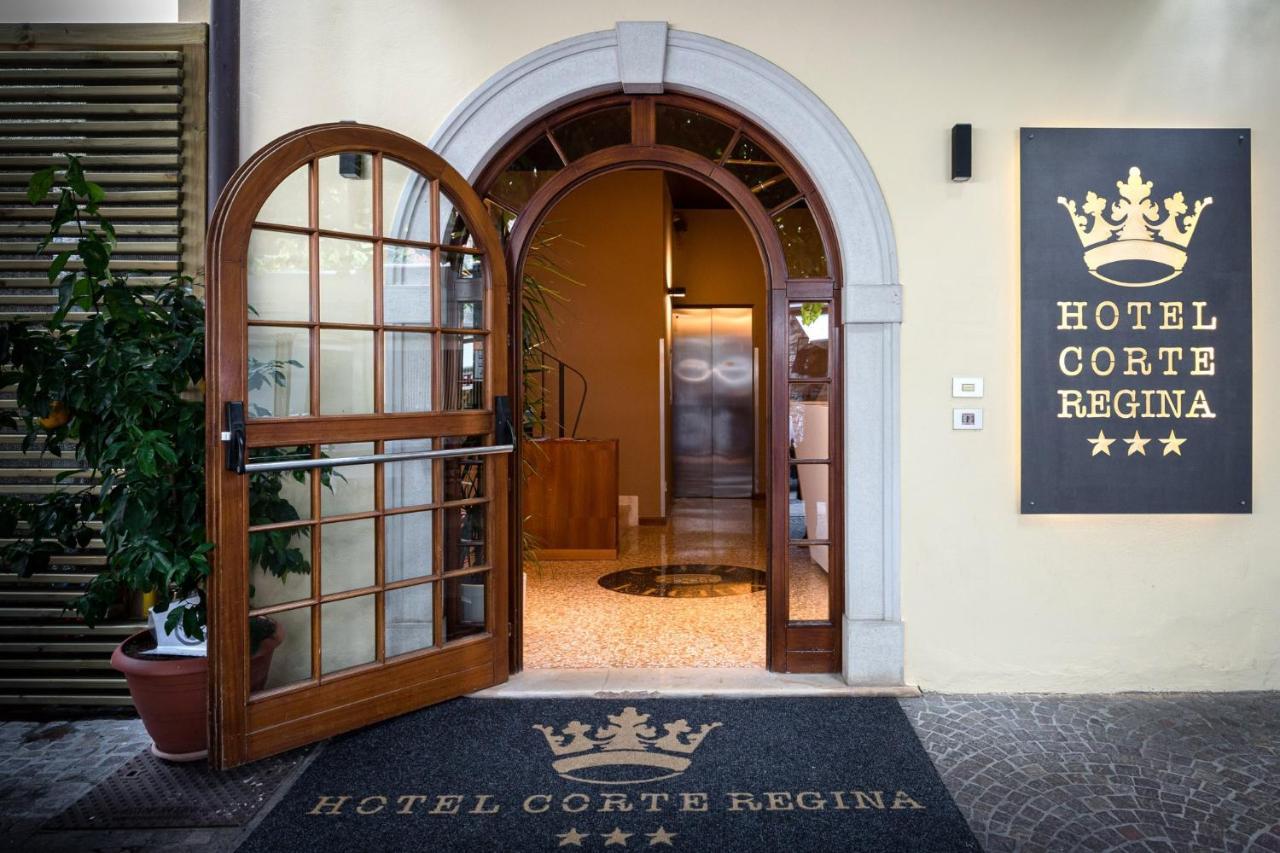 Hotel Corte Regina Sirmione Exteriör bild